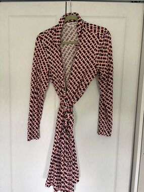 Diane Von Furstenberg Geometric Print Wrap Dress in Red, Black & White